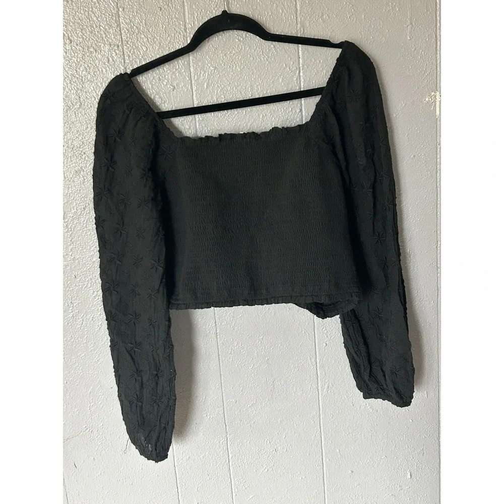 American Eagle Size XL Black Long Ballon Sleeve Crop Top Gothic Fairycore